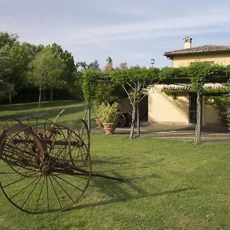 Agriturismo Scuderie Della Contea Sutri Exterior photo